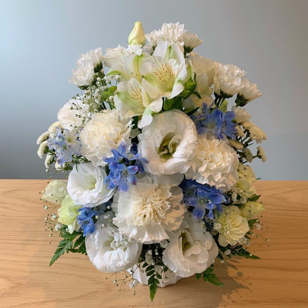 北海道花屋、栗山町花屋、栗山町の花屋、岩見沢市花屋、長沼町花屋、南幌町花屋、由仁町花屋、夕張郡、栗山町、長沼町、南幌町、由仁町、岩見沢市、供花、御供、夕張市、安平町、葬儀供花、法要アレンジメント、