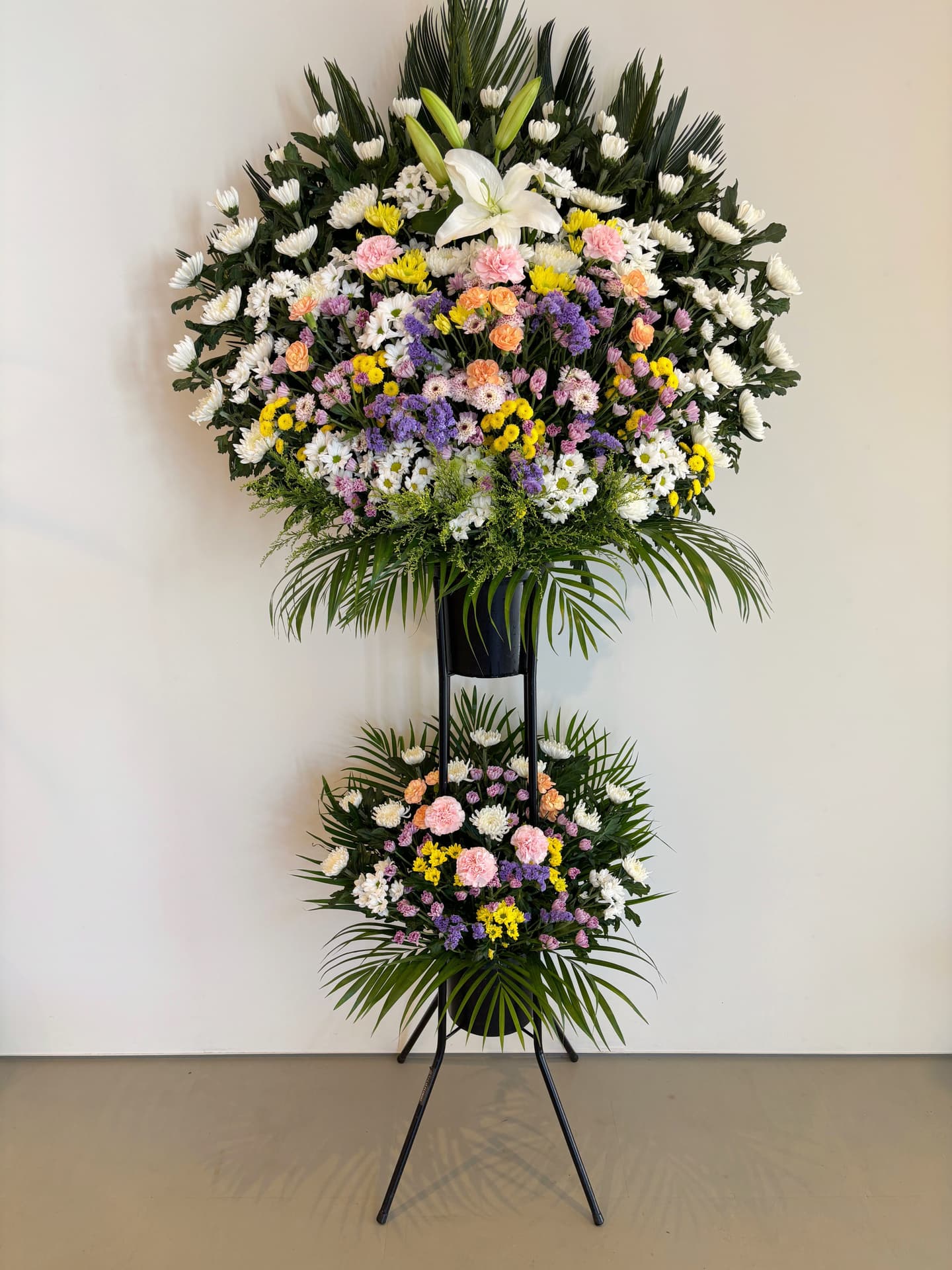 北海道花屋、栗山町の花屋、栗山町花屋、ナカイフローリスト、岩見沢市花屋、北海道夕張郡栗山町、夕張郡花屋、長沼町花屋、由仁町花屋、夕張市花屋、南幌町花屋、岩見沢市、栗山町フラワーショップ、葬儀供花、御供え、御祝、法事、法要、アレンジメント、スタンド花、花束、フラワーショップ、斎場、葬儀場、供花スタンド花、美唄市、ナカイフローリスト美唄、美唄花屋、美唄市花屋、美唄市供花、美唄斎場